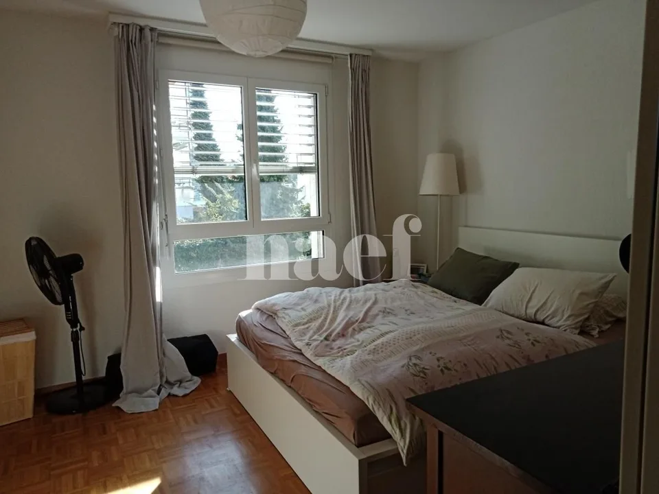 Wohnung mit 4.5 Zimmern, im 1. Stock – Foto 7 von 9