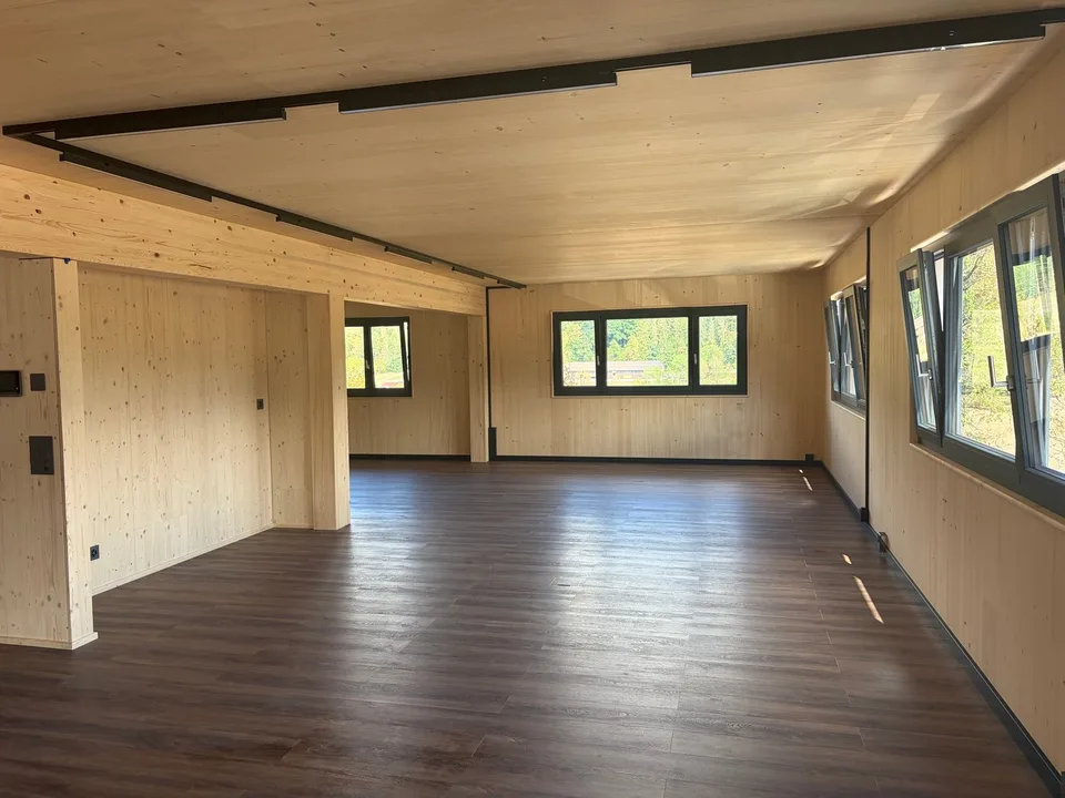 Nouvelle Construction de Propriété Commerciale: Bureaux à Louer – photo 3 sur 13
