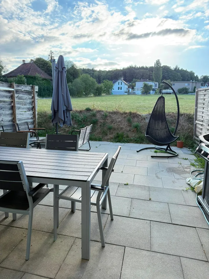Casa a schiera di 4,5 locali familiare con giardino – foto 9 di 9