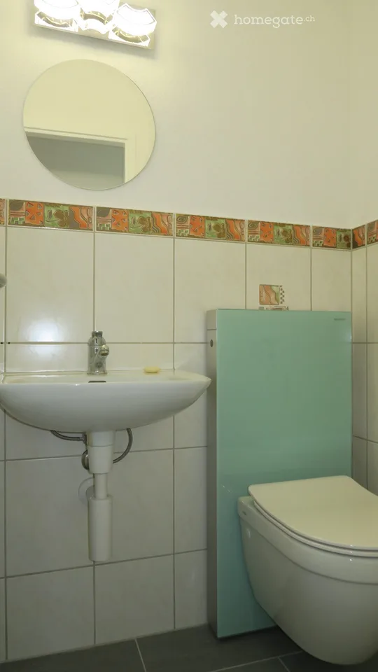 Helle 5-Zi-Wohnung angrenzend an Landwirtschaftszone mit verglastem Balkon in Mönchaltorf – Foto 13 von 18