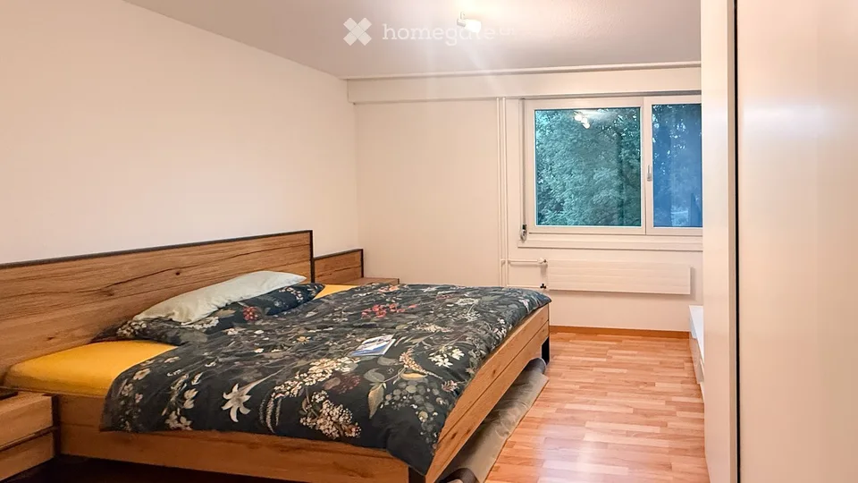 Helle 5-Zi-Wohnung angrenzend an Landwirtschaftszone mit verglastem Balkon in Mönchaltorf – Foto 8 von 18