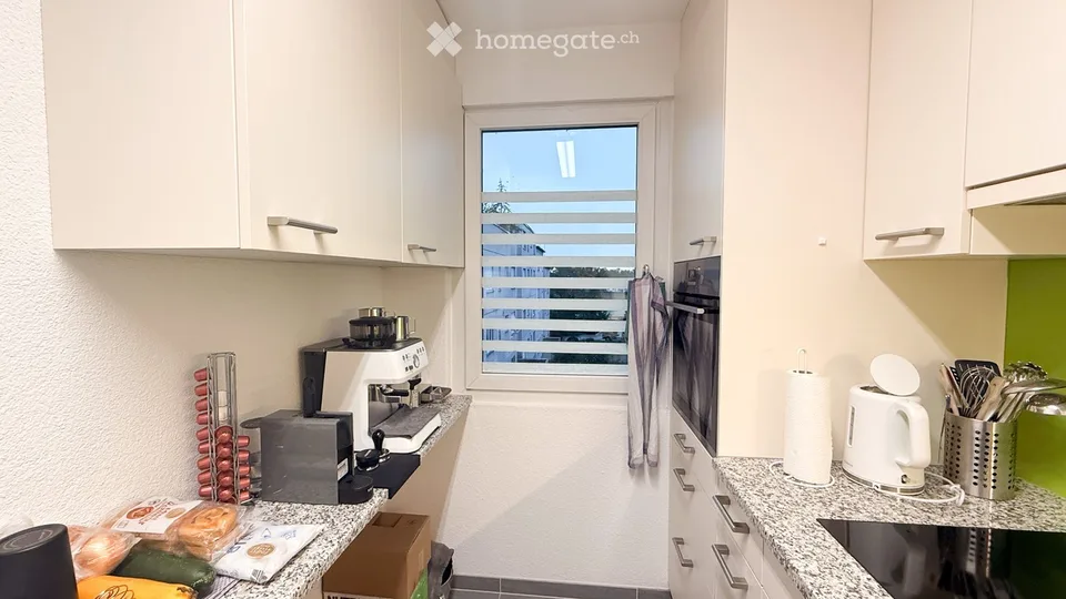 Helle 5-Zi-Wohnung angrenzend an Landwirtschaftszone mit verglastem Balkon in Mönchaltorf – Foto 6 von 18