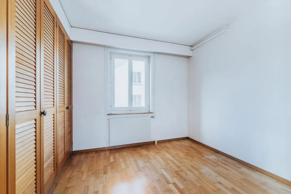 7-Zimmer Einfamilienhaus mit Garten und viel Gestaltungsspielraum – Foto 8 von 18