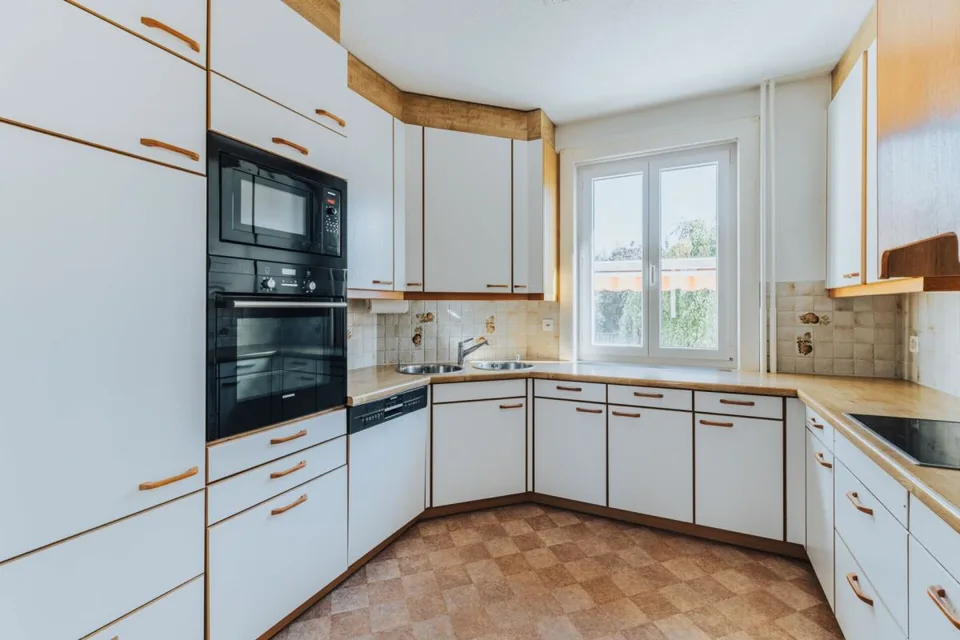 7-Zimmer Einfamilienhaus mit Garten und viel Gestaltungsspielraum – Foto 7 von 18