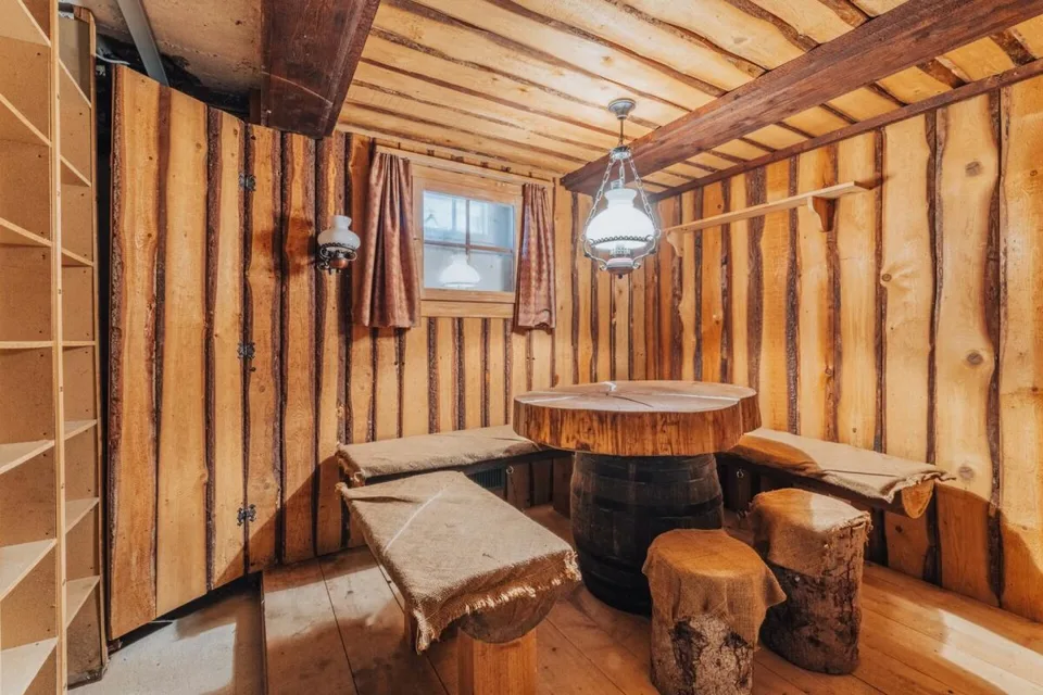 7-Zimmer Einfamilienhaus mit Garten und viel Gestaltungsspielraum – Foto 18 von 18