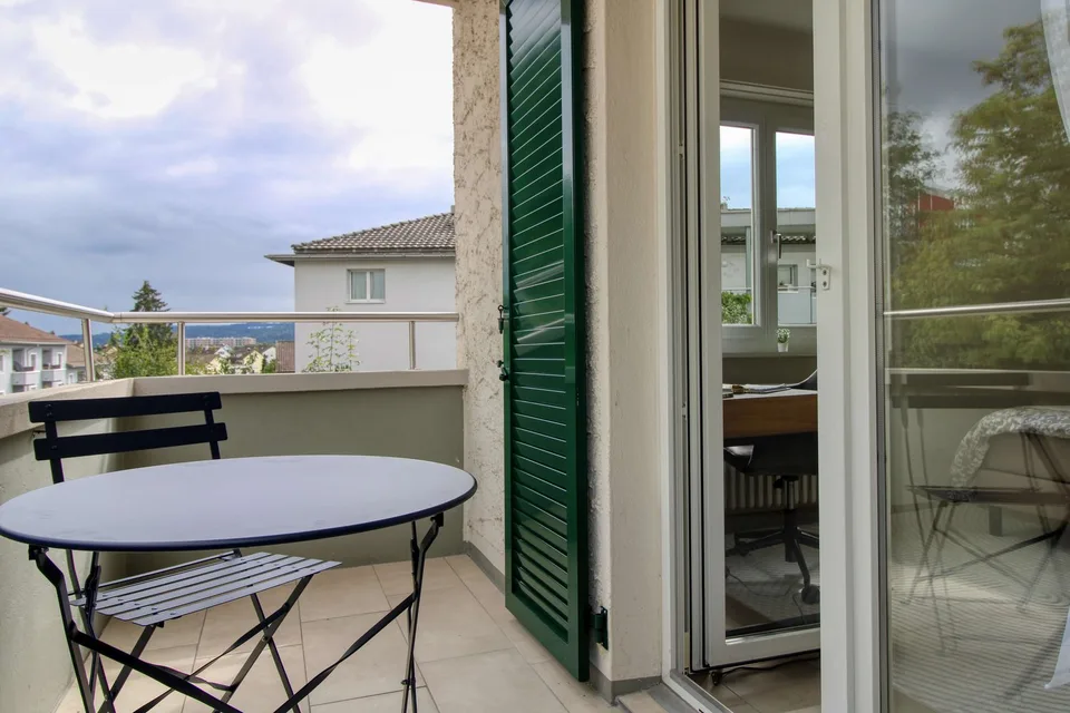 Spacious Coliving Apartment with Large Terrace in Wallisellen – Foto 3 von 22