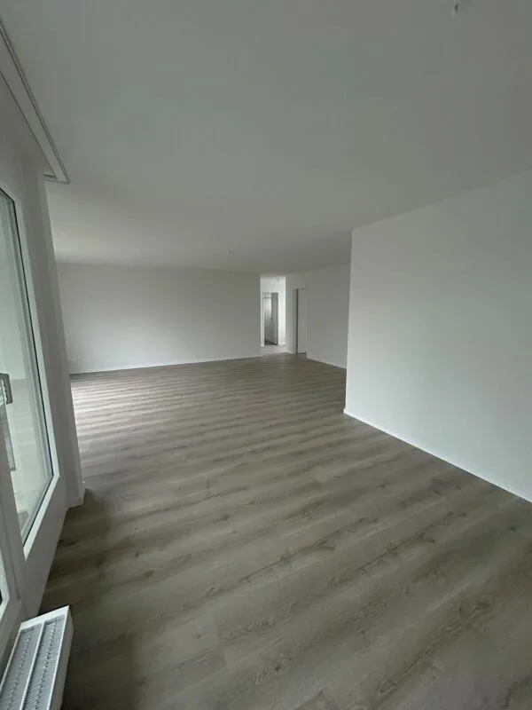 Wohnen in Wollishofen: frisch renovierte 5.5-Zimmerwohnung – Foto 4 von 14