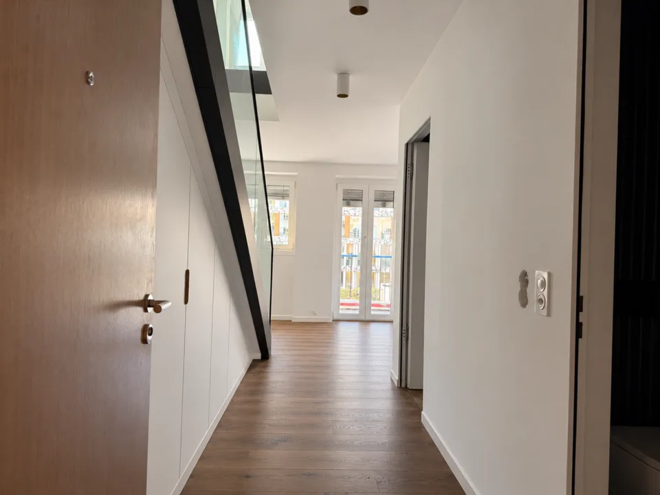 EXCLUSIVE DUPLEX APARTMENT - FIRST OCCUPANCY AFTER HIGH-QUALITY RENOVATION – photo 3 of 14