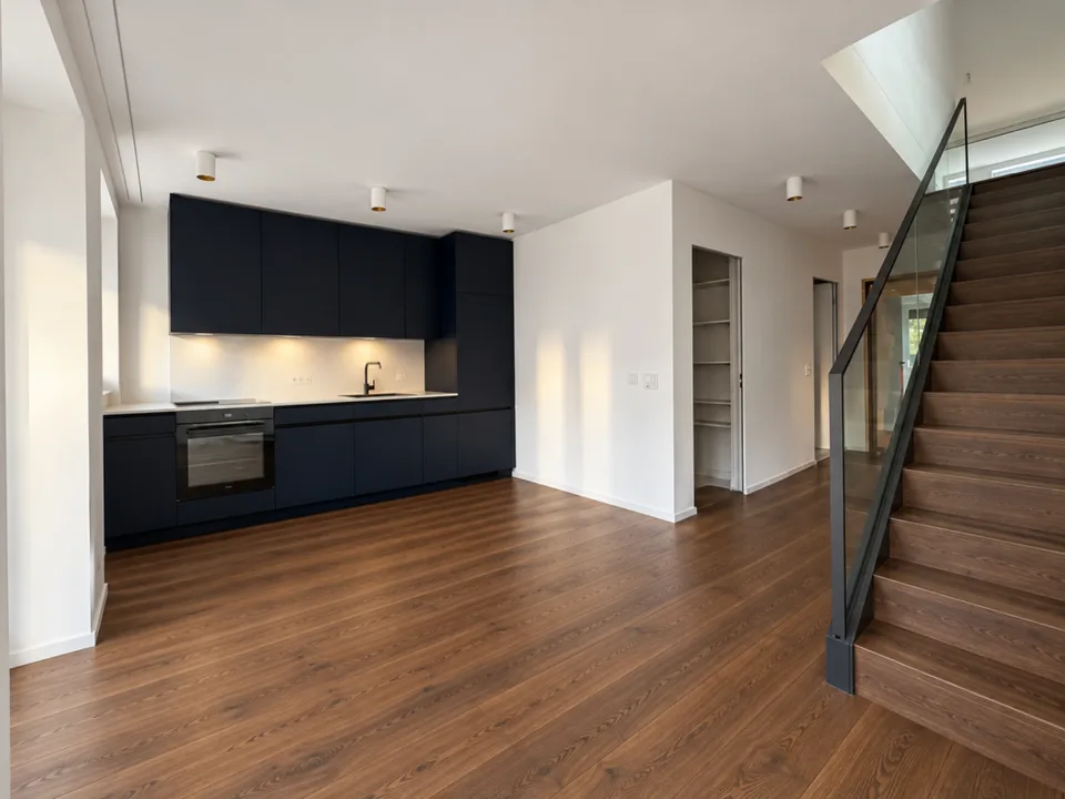 EXCLUSIVE DUPLEX APARTMENT - FIRST OCCUPANCY AFTER HIGH-QUALITY RENOVATION – photo 6 of 14