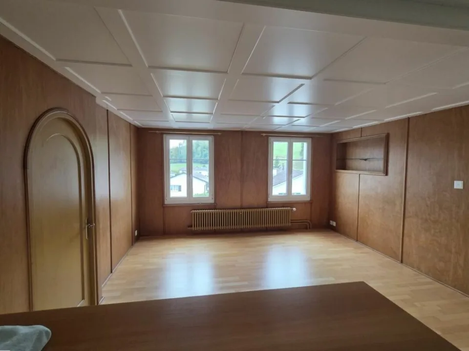 Zu vermieten an der Haupstrasse 4 in 8363 Bichelsee, sonnige 4 Zi.-Wohnung in einem 3 Fam.-Haus. – Foto 4 von 10