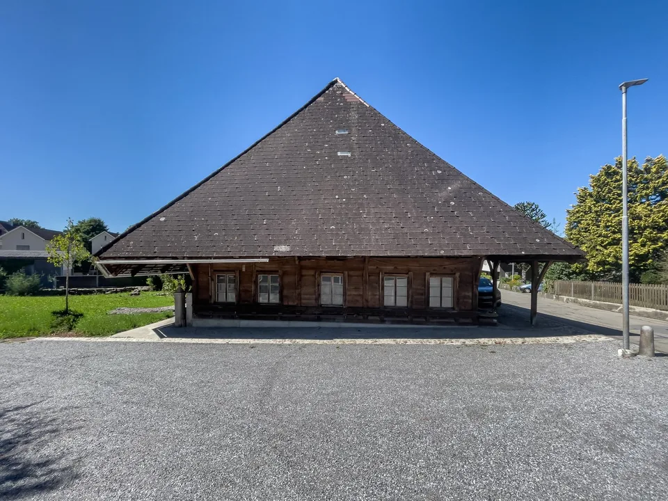 Casa storica con studio alto nel cuore di Langenthal – foto 3 di 16