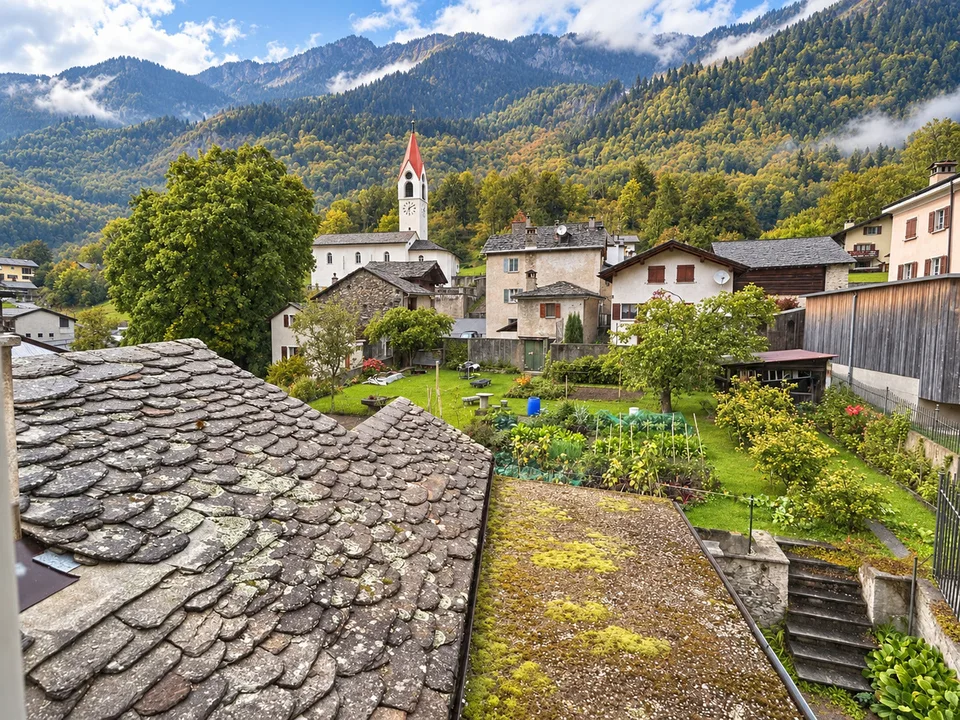 Historisches Wohnhaus mit drei Wohnungen – Foto 6 von 12