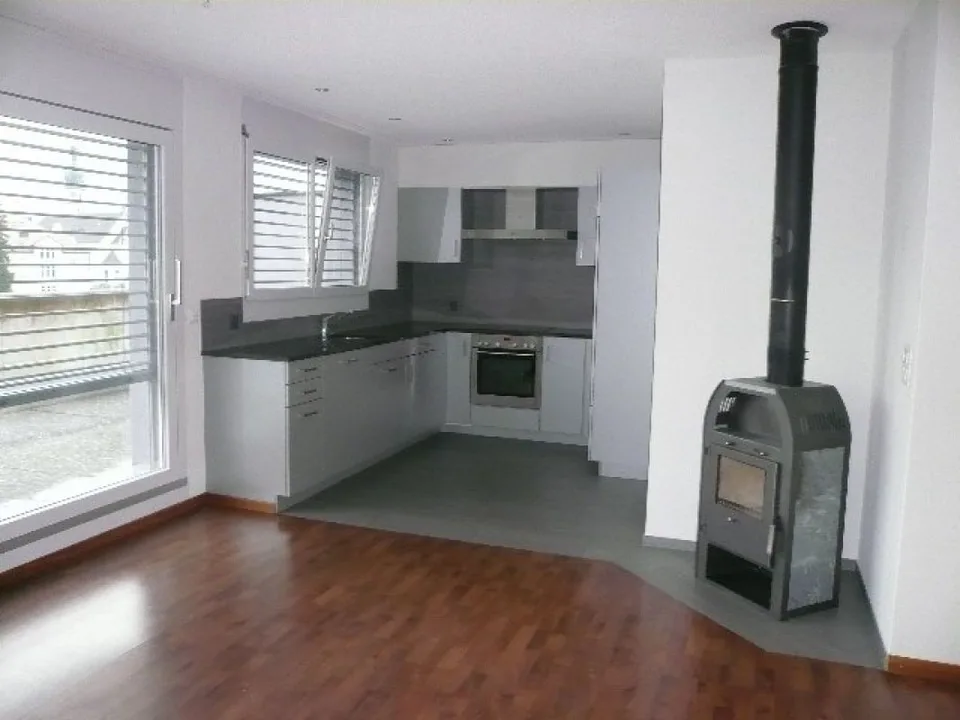 schöne 3.5 Zimmer-Attikawohnung an zentraler Lage – Foto 4 von 9
