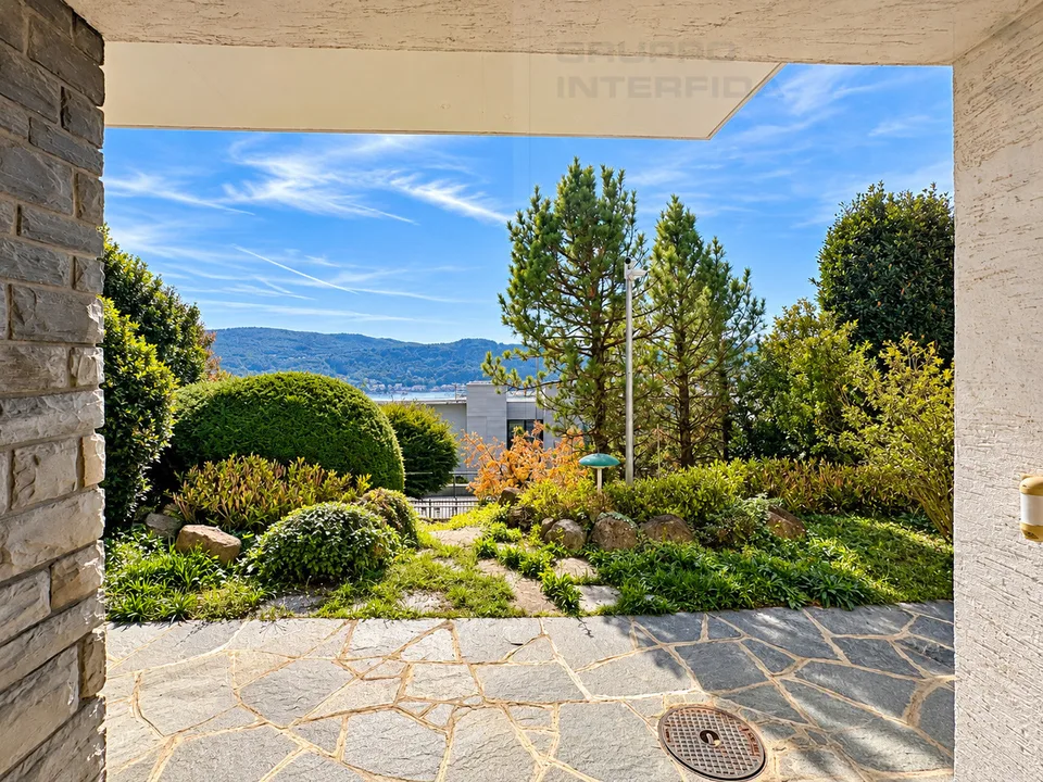 Villa fascinante dans un cadre panoramique – photo 2 sur 13