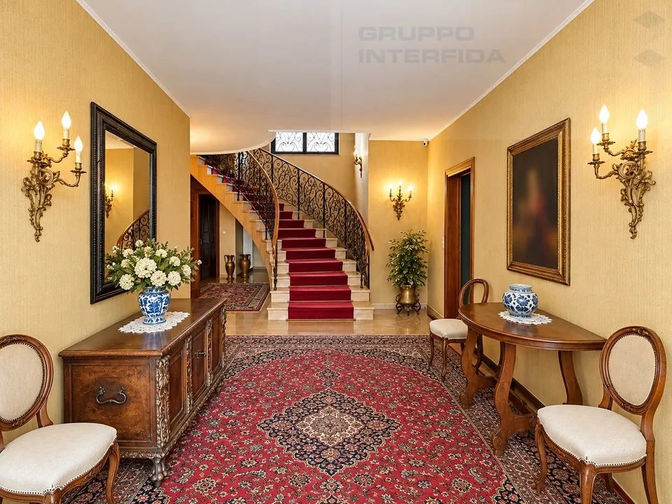 Villa fascinante dans un cadre panoramique – photo 3 sur 13