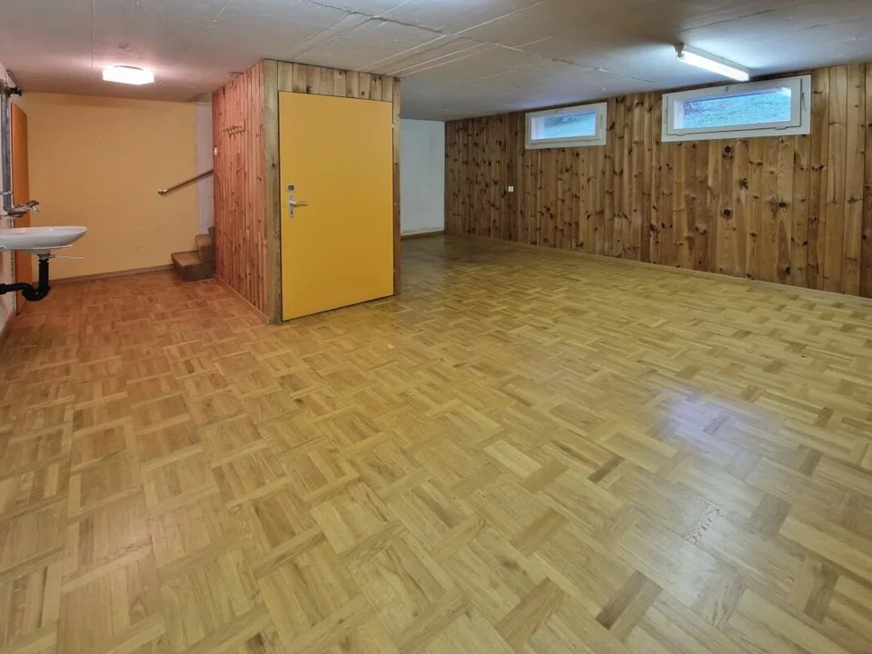 Attraktive Gelegenheit: 4.5 Zimmerwohnung mit Garten – Foto 9 von 12