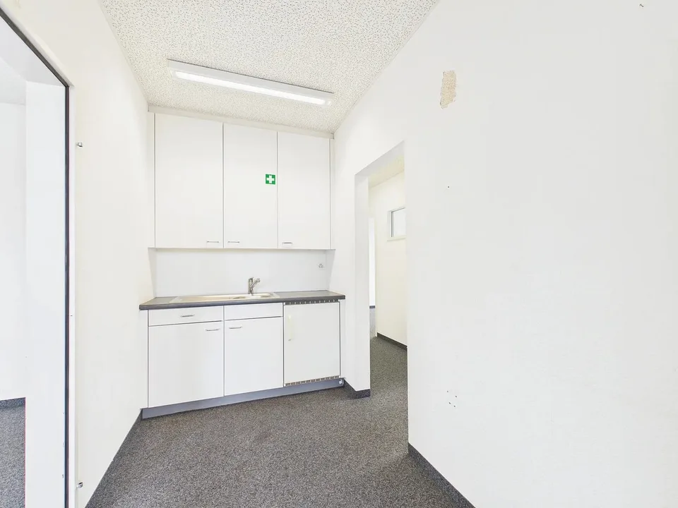 Zentrale Gewerbefläche 60 m² und 116 m² im 2. OG in Wohlen – Foto 9 von 13
