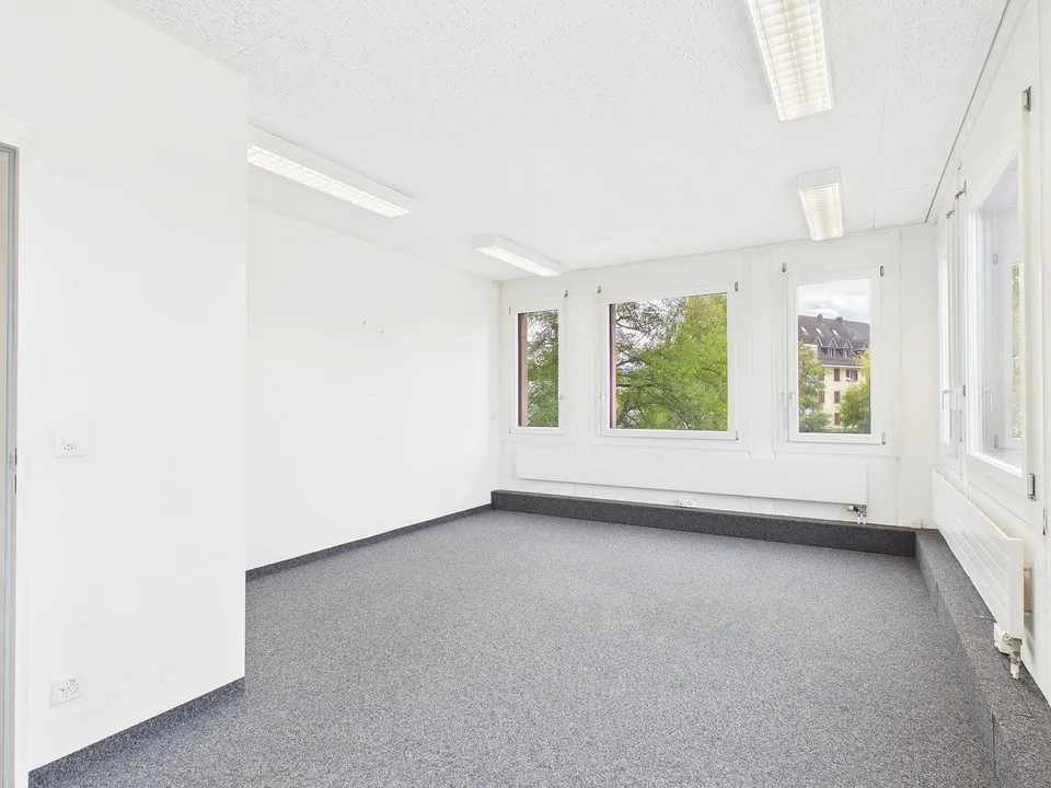 Zentrale Gewerbefläche 60 m² und 116 m² im 2. OG in Wohlen – Foto 10 von 13