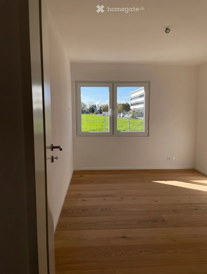 Appartement de 2,5 pièces de valeur à Steinhausen ZG – photo 4 sur 5