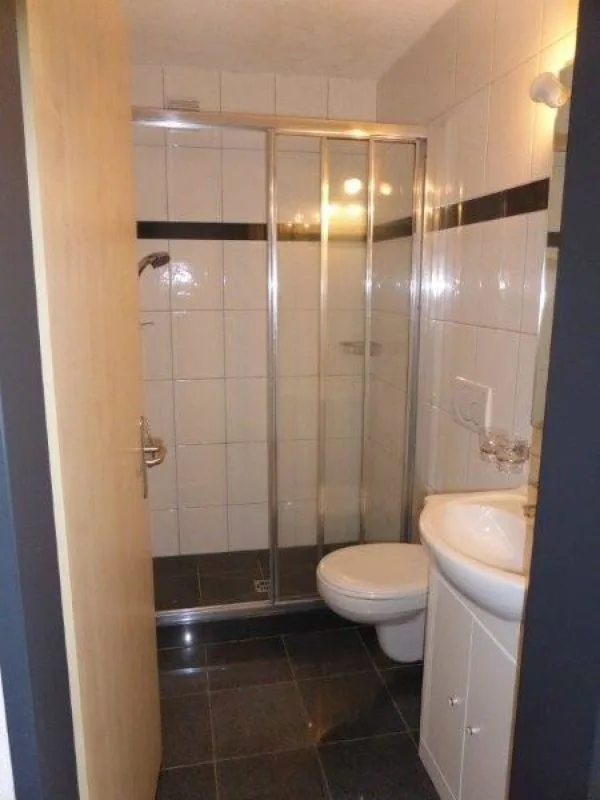 schöne 5.5 Zimmerwohnung an ruhiger Lage – Foto 5 von 10