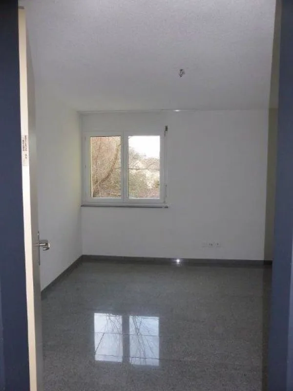 schöne 5.5 Zimmerwohnung an ruhiger Lage – Foto 9 von 10