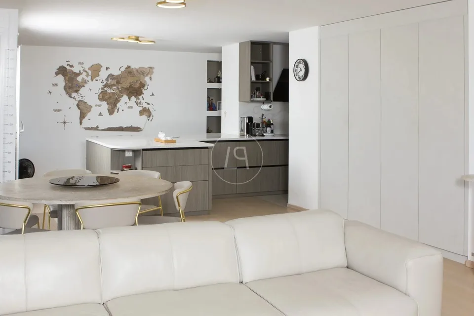 Appartement rénové proche de ISL au Mont-sur-Lausanne – photo 3 sur 11