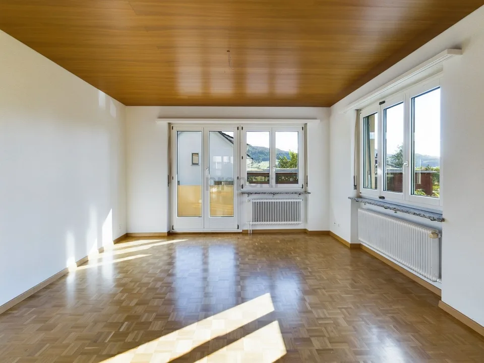 Kürzlich Renoviert, Geräumige Küche & Sonniges Wohnambiente! – photo 2 sur 13