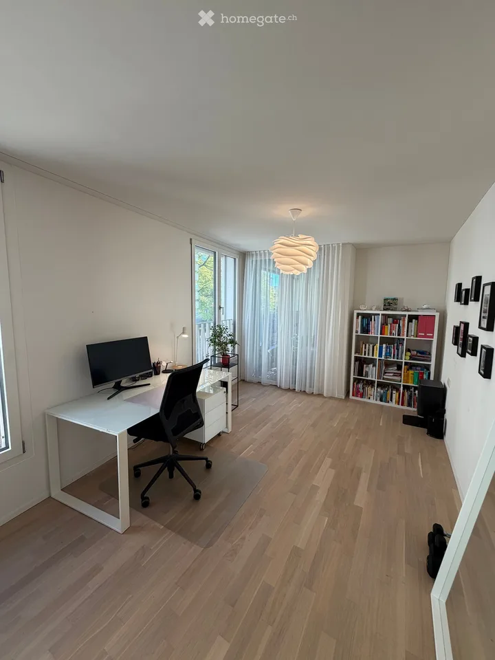 Appartamento moderno e centralmente ubicato di 3,5 locali a Uster – foto 5 di 5