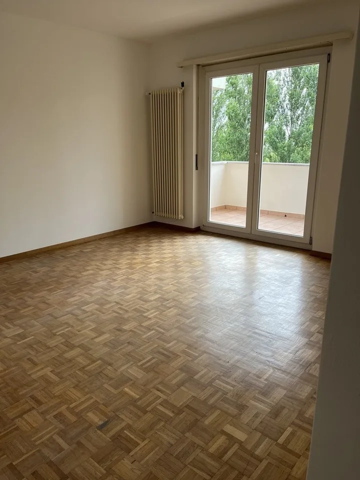 Appartement lumineux de 5.5 pièces au 5e étage dans un quartier calme à Locarno – photo 6 sur 8