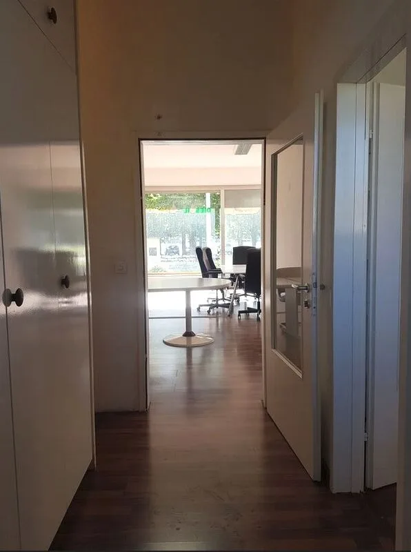 Spazio commerciale attraente di ca. 205 m2 a Thun in affitto – foto 12 di 12