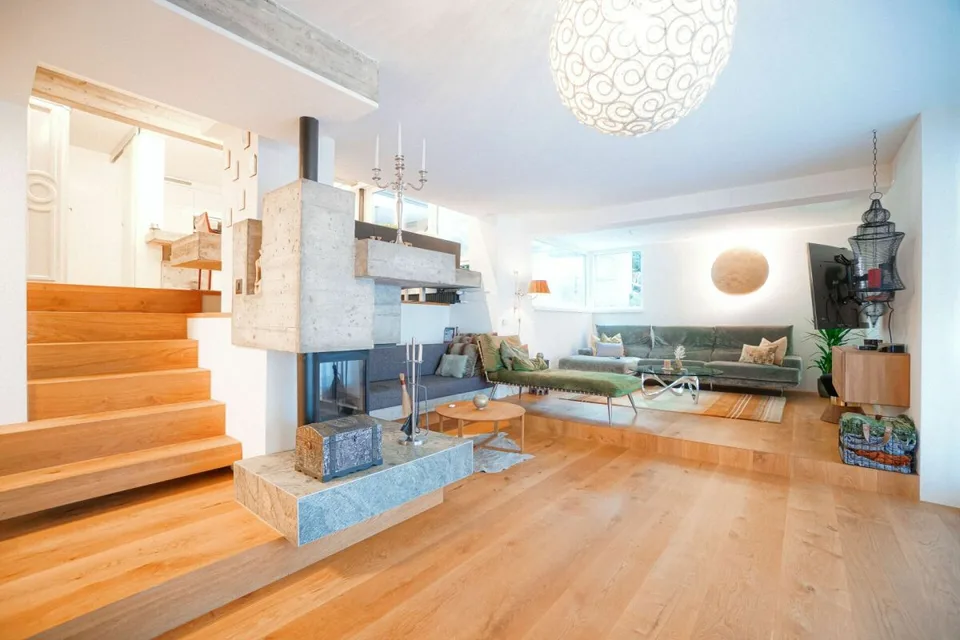 Renoviertes Eckhaus mit Cheminée in Geroldswil – Foto 2 von 10