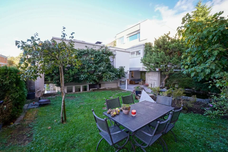 Renoviertes Eckhaus mit Cheminée in Geroldswil – Foto 10 von 10