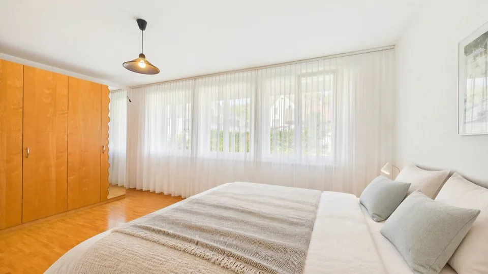 6.5-Zimmer- Reihenhaus mit Garten im Stockwerkeigentum – Foto 7 von 11