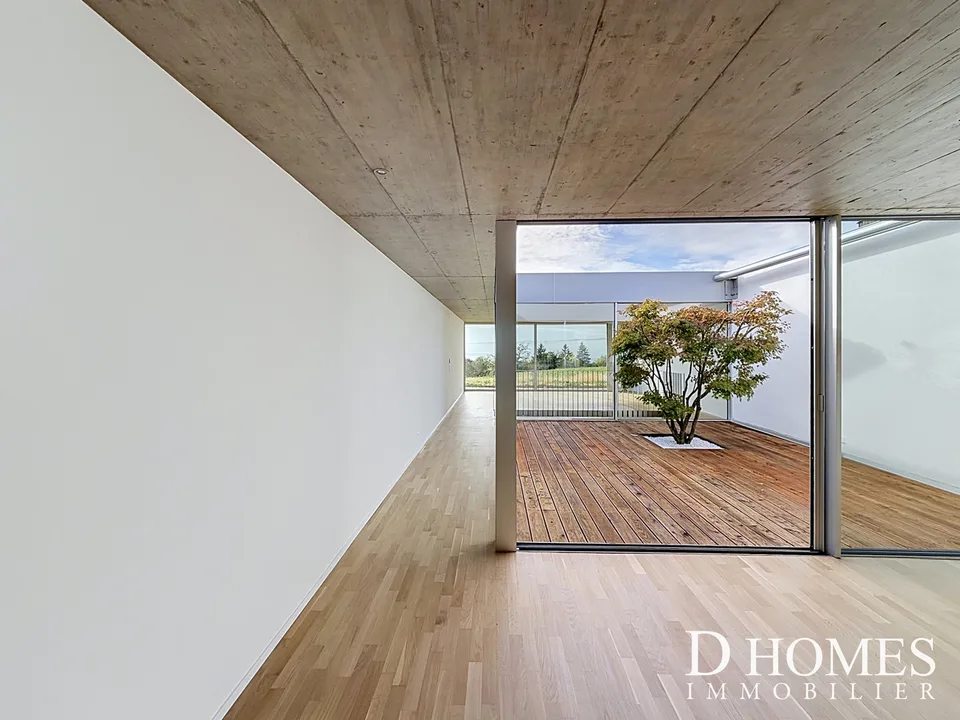 EN EXCLUSIVITÉ I Villa contemporaine en duplex avec vue sur le lac – Foto 2 von 13