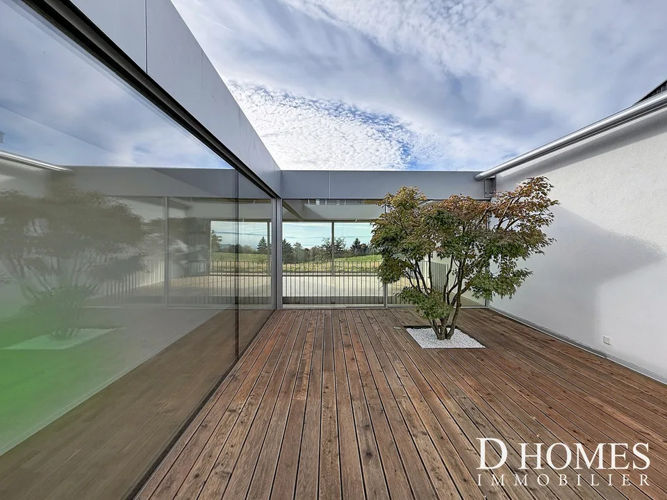EN EXCLUSIVITÉ I Villa contemporaine en duplex avec vue sur le lac – Foto 3 von 13