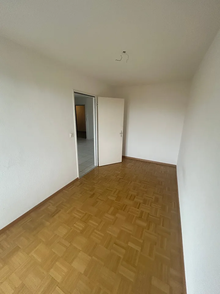 Spacieux appartement de 4.5 pièces avec balcon à Bienne – Foto 12 von 19