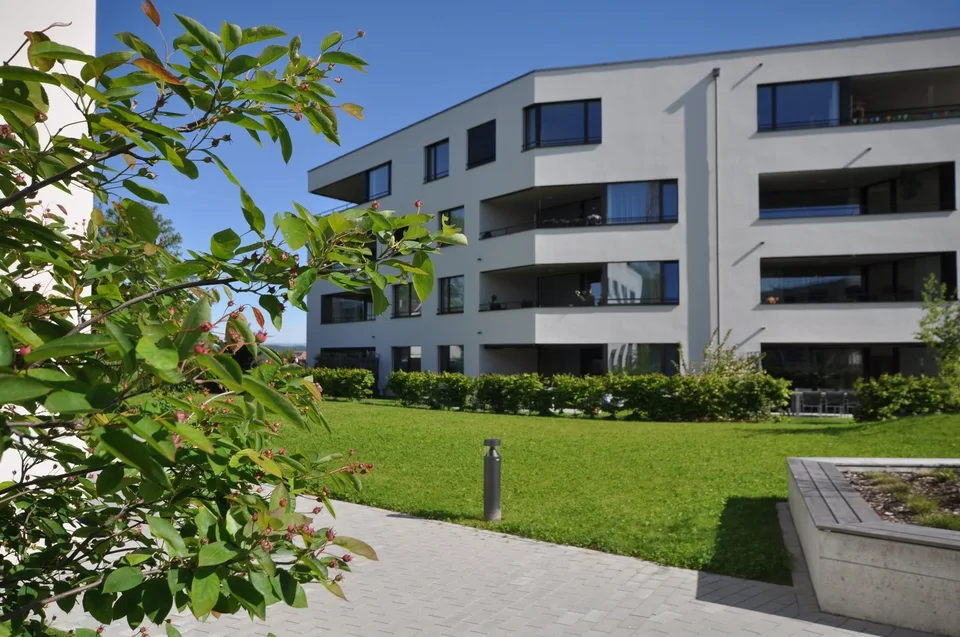 Moderne und grosszügige 5.5-Zimmer-Wohnung im Brieglipark in Düdingen – Foto 2 von 13