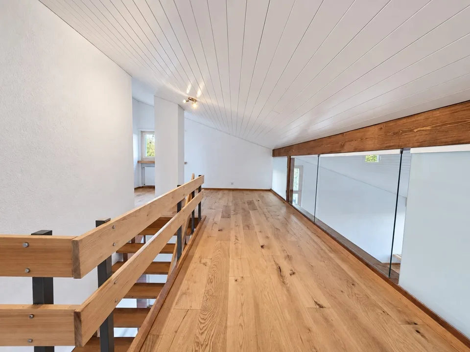 5.5-Zimmer-Haus mit Garten in Gempenach mieten – Foto 12 von 13