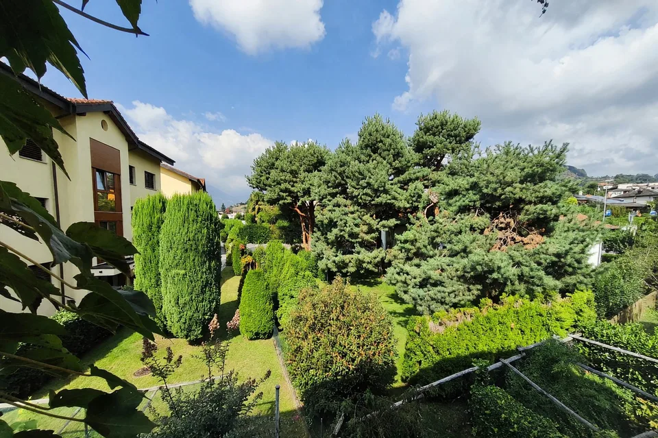 Appartement 5,5 pièces rénové avec jardin privé et trois balcons – photo 13 sur 13