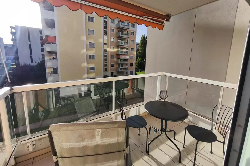 Ampio appartamento 2,5 locali arredato con balconcino – foto 4 di 9