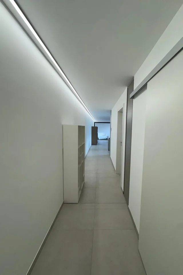 Moderno 2,5 con terrazza subito disponibile anche arredato – foto 9 di 12