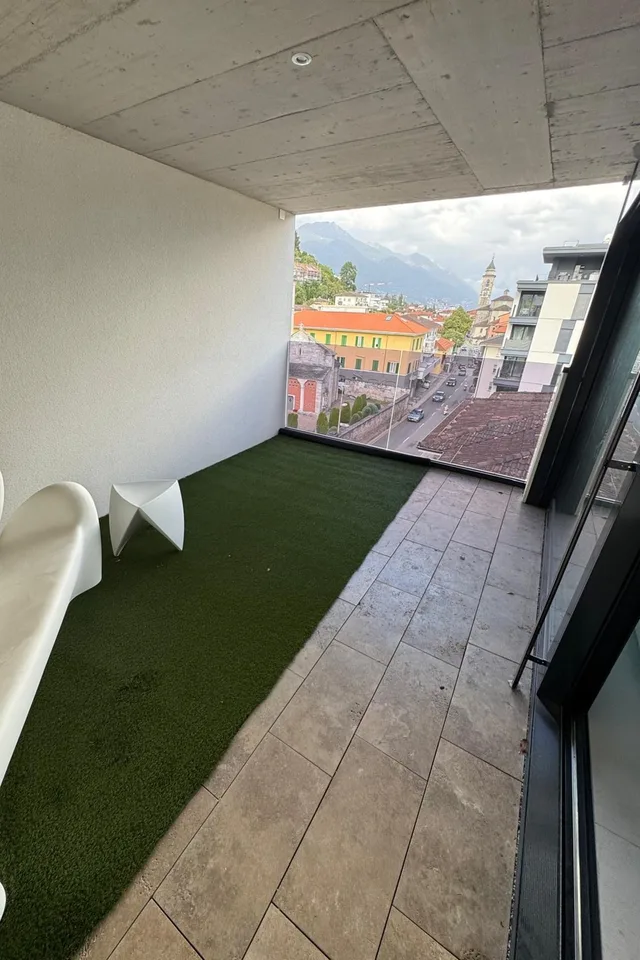 Moderno 2,5 con terrazza subito disponibile anche arredato – foto 5 di 12