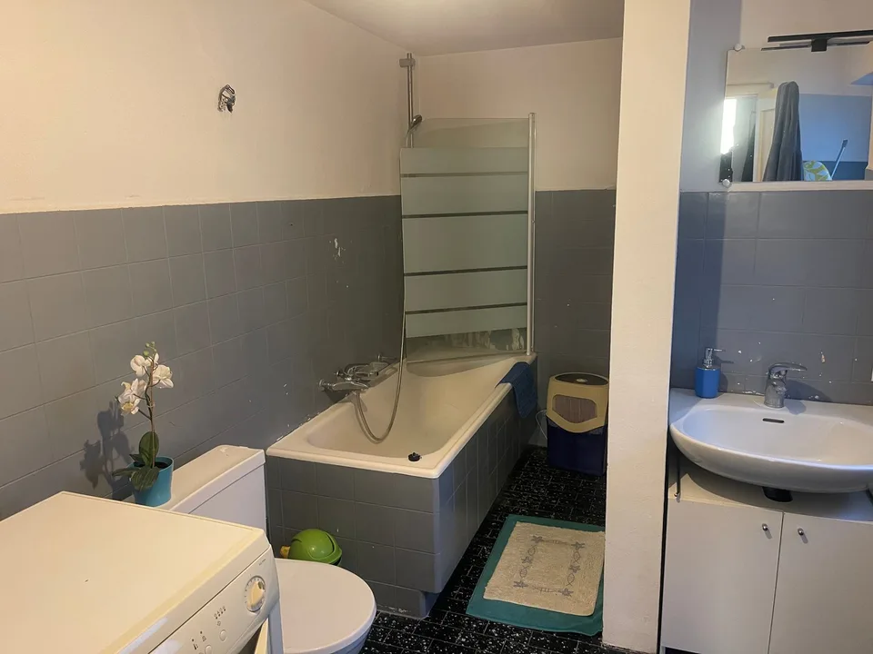 Elegant independent house of 6 rooms with balcony in Mendrisio – photo 7 of 8