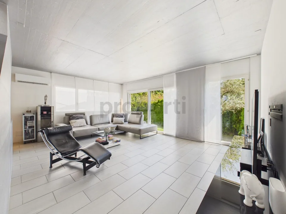 Modern Villa in Ascona - Generous Spaces, Garden and Terraces – photo 12 of 13