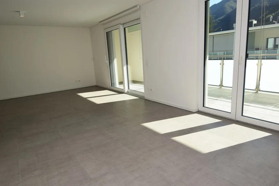 Moderne Wohnung (Baujahr 2017) im Herzen der Vallemaggia mit hochwertigen Ausstattungen und Bergblick – Foto 5 von 10