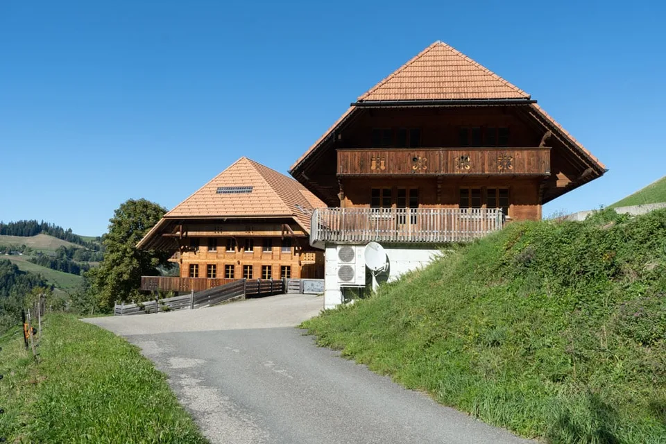 Bauernhaus & Stöckli - ruhig, privat und an Alleinlage – Foto 2 von 17