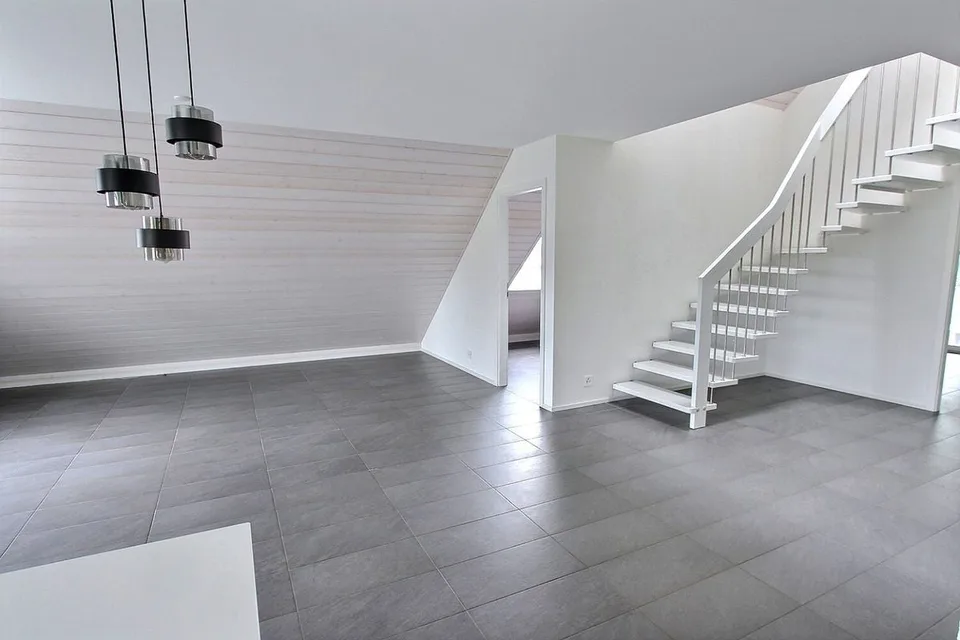 Geräumige 5,5-Zimmer-Duplexwohnung – Foto 3 von 7