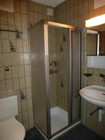 Appartamento di 2 locali al piano terra confortevole a Mollis – foto 6 di 8