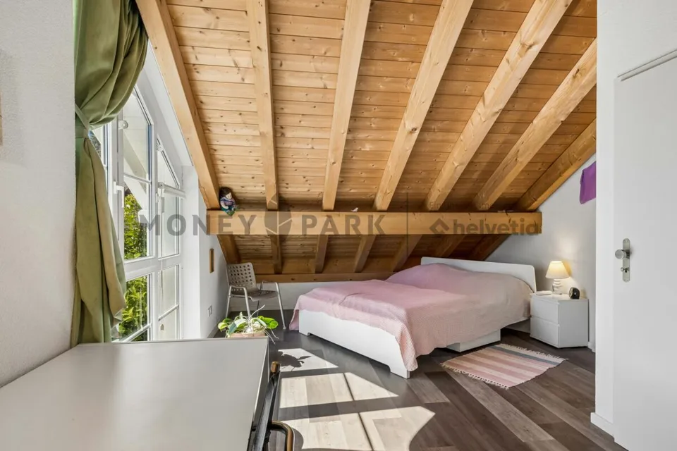 Maison mitoyenne de 6,5 pièces avec jardin – photo 9 sur 11