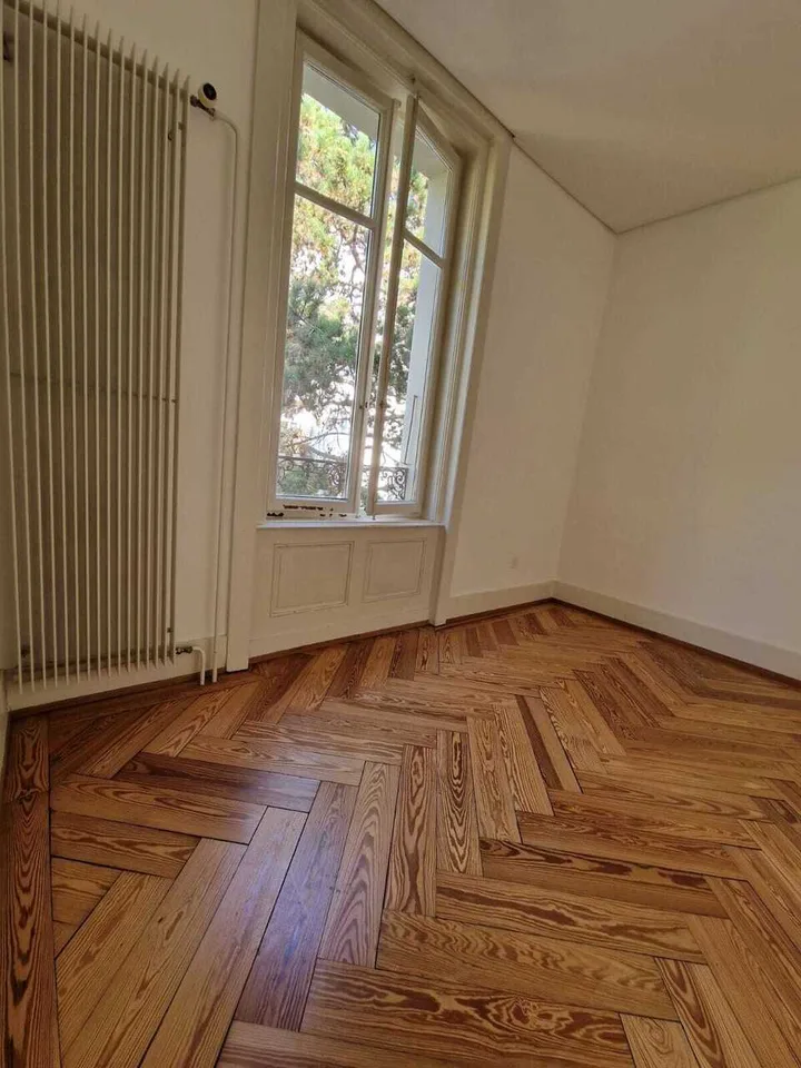 Bello appartamento ristrutturato Avenue Florimont 10, 1006 Lausanne – foto 6 di 12